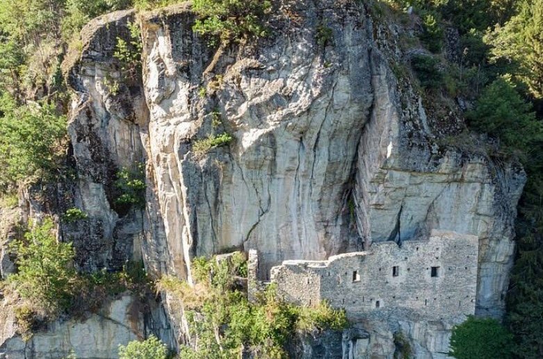 Burgruine Lägern, Boppelsen, Switzerland, Switzerland
